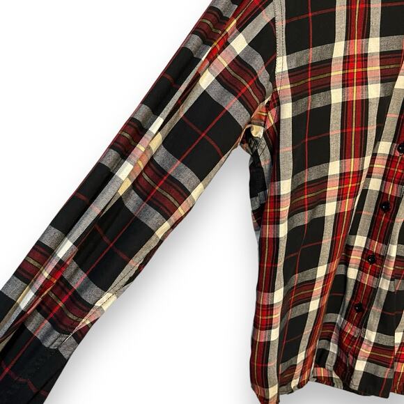 Lizwear Plaid Button Up Shirt Women's Medium Multicolor Western Casual Top Work - Picture 6 of 11